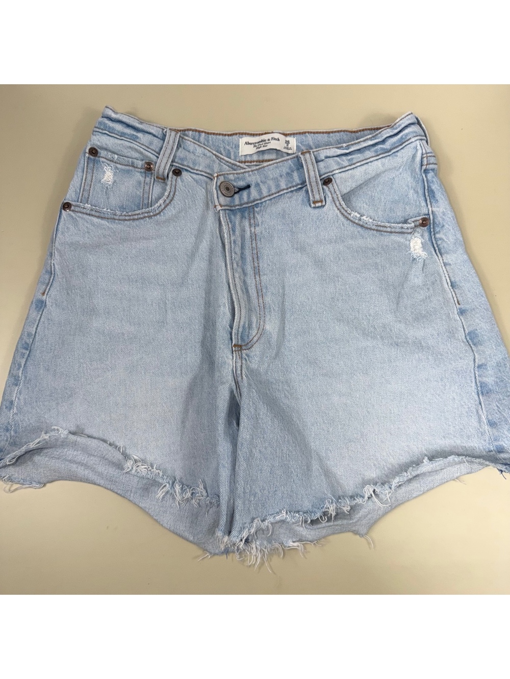 Abercrombie & Fitch Dad Short High Rise Denim 26/2